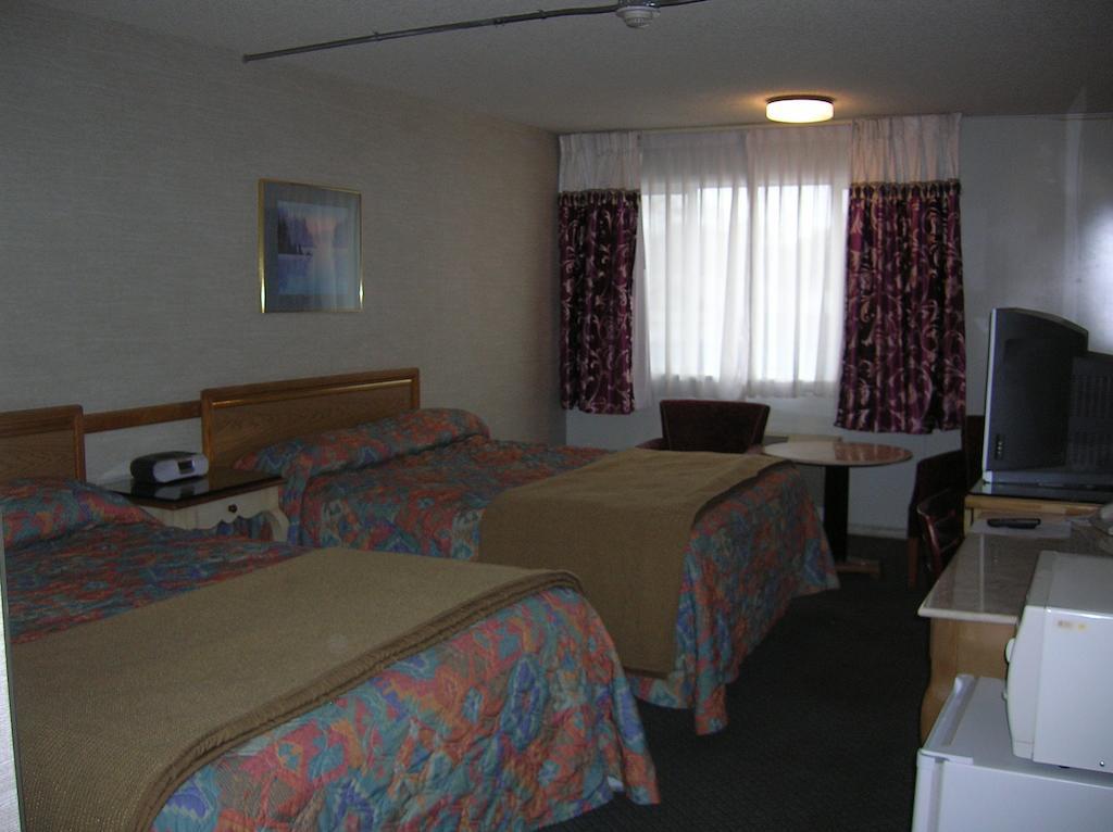 Val-U Inn Winnemucca Ruang foto