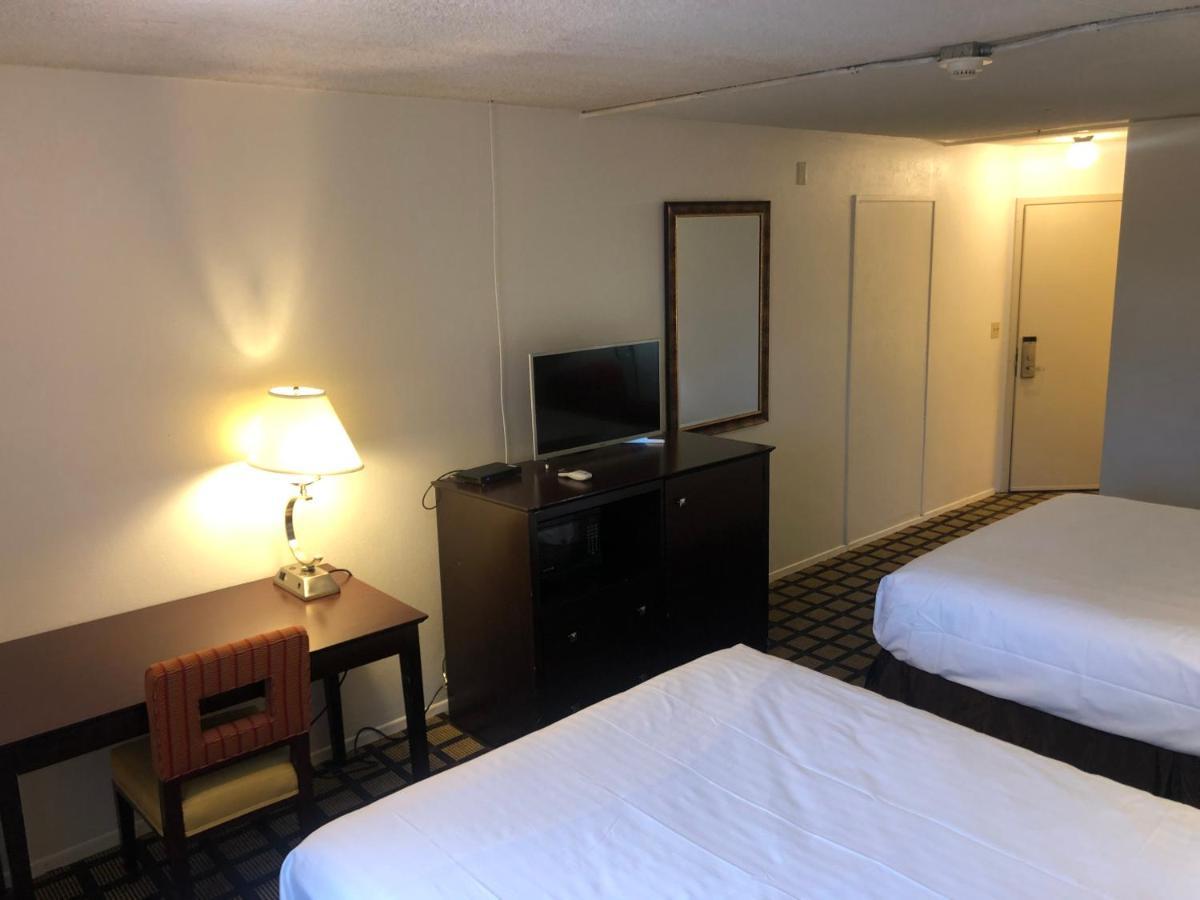 Val-U Inn Winnemucca Bagian luar foto